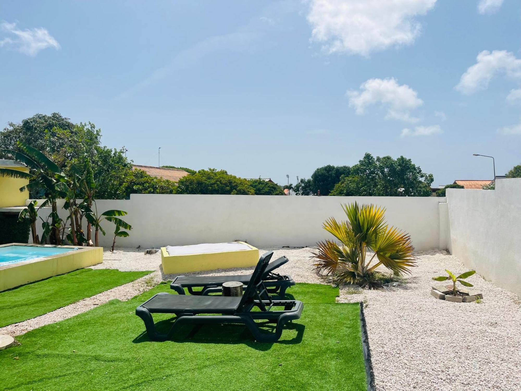 Bon Bini Kokolishi Otel Willemstad Dış mekan fotoğraf